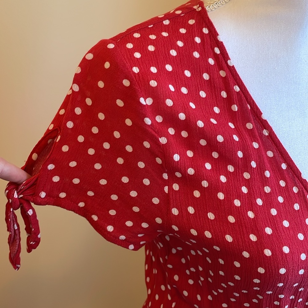 H&M Red polka dot Wrap dress EUC Small 4-6 LAST CHANCE - Picture 8 of 14